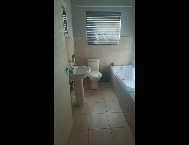 2 BEDROOM APARTMENT BLOCK TO LET IN DALPARK